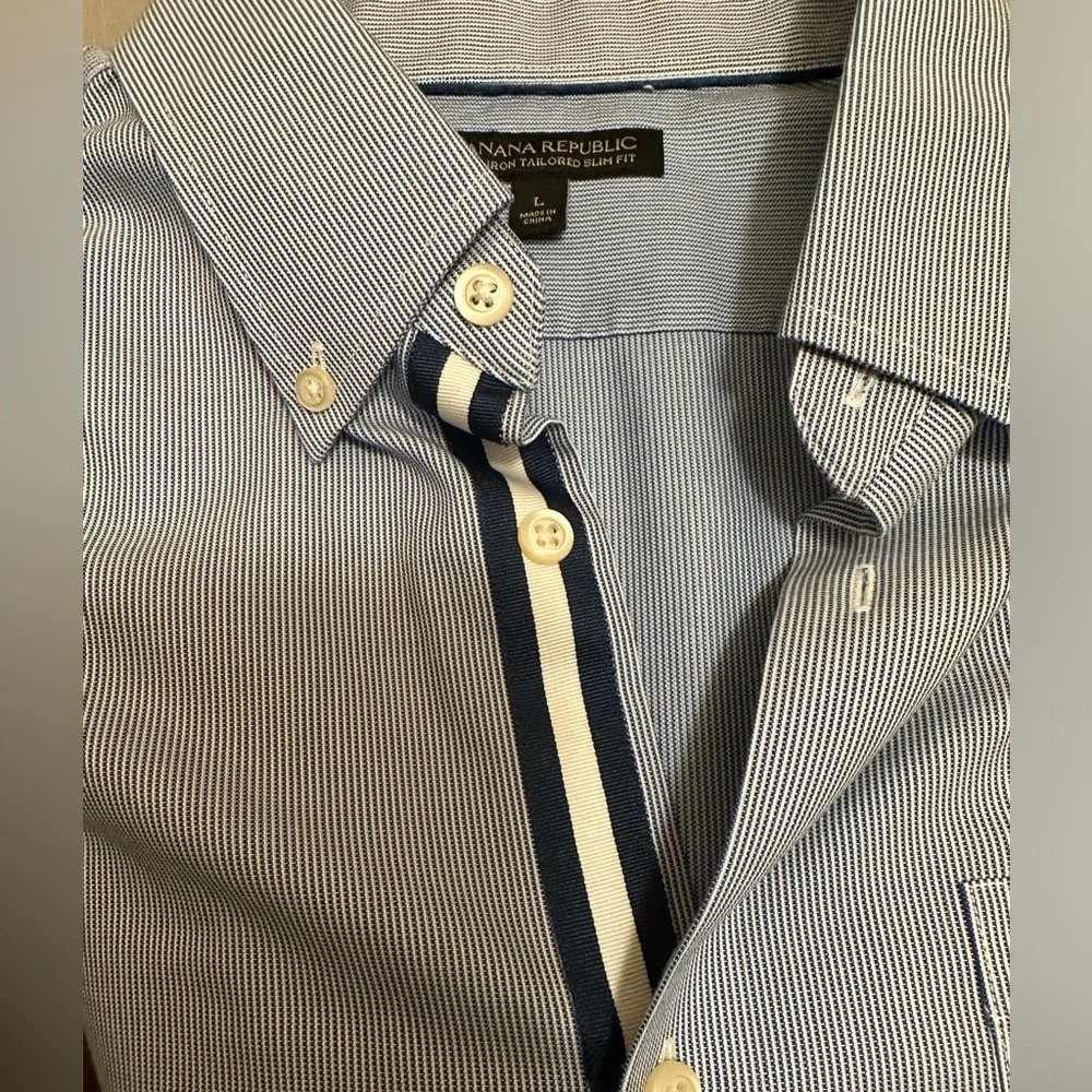 Banana Republic Dress Shirt Men  Blue/ White Cotton Long Sleeve Button Down Sz L